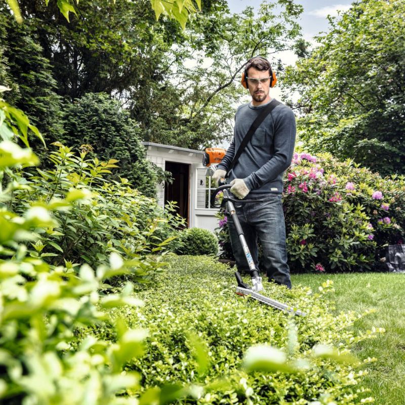 Stihl: Multifunzione KM 131 R - F.lli Manzoni