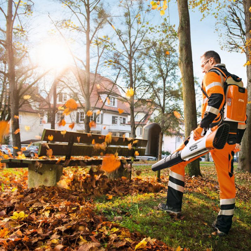 Stihl: Soffiatore a batteria BGA 100 - F.lli Manzoni